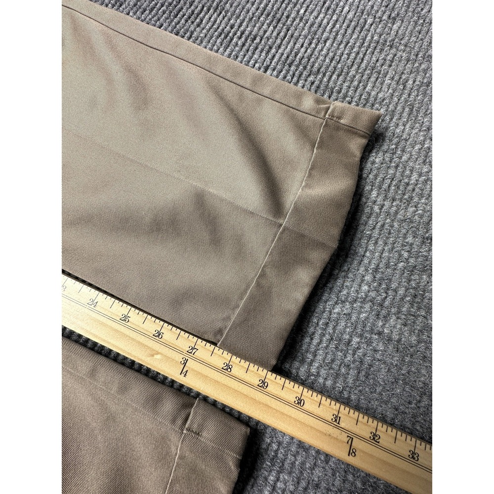 Roundtree & Yorke Dress Pants Mens 36x30* Brown Cotton Pleated Cuffed Chino - Picture 2 of 8
